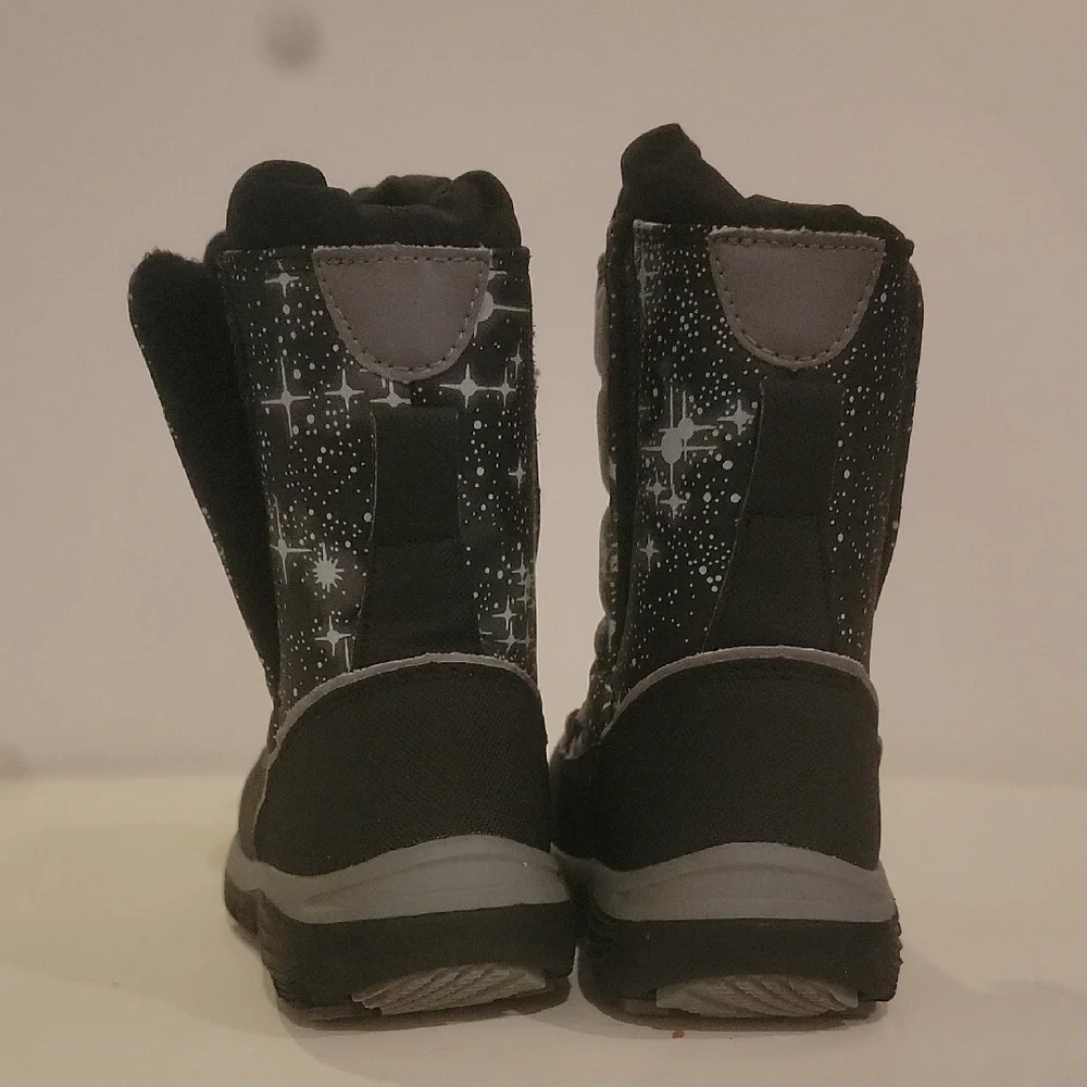 L.L. Bean Kids Black and Gray Snow Boots Waterproof Boots Size 7